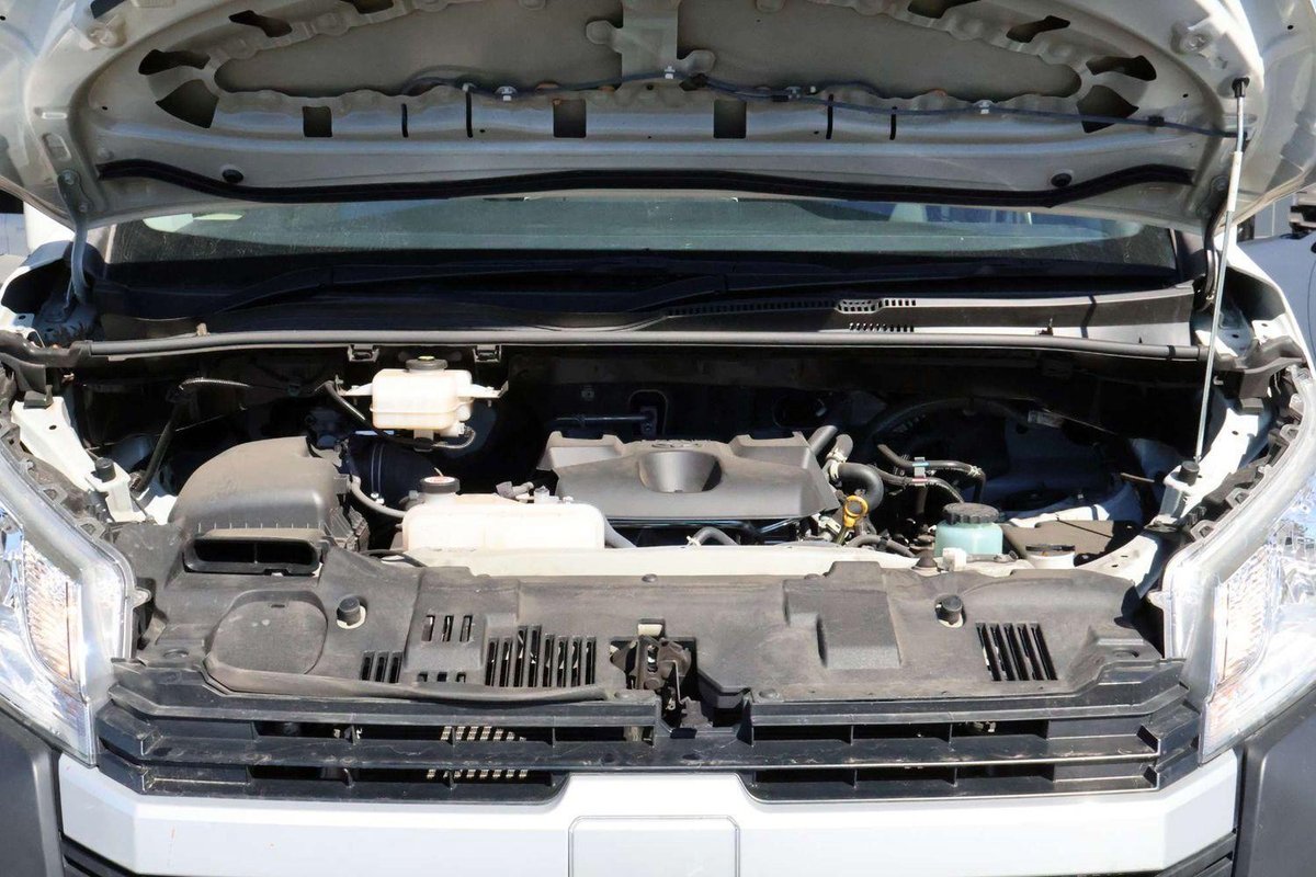 2024 Toyota Hiace GDH300R image 24