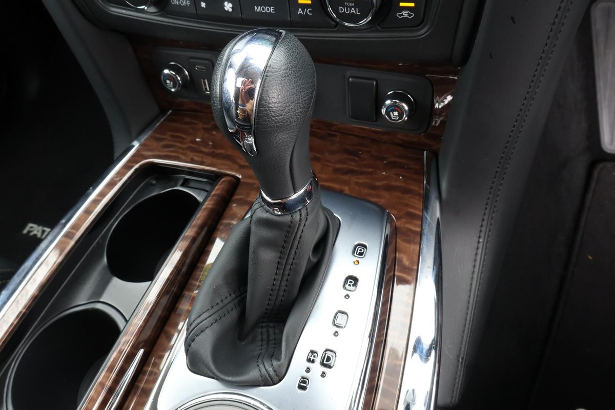 2024 Nissan Patrol Ti-L Y62 MY24 4X4 Dual Range image 20