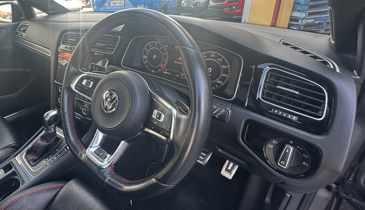 2019 Volkswagen Golf GTI 7.5 MY19.5 image 12