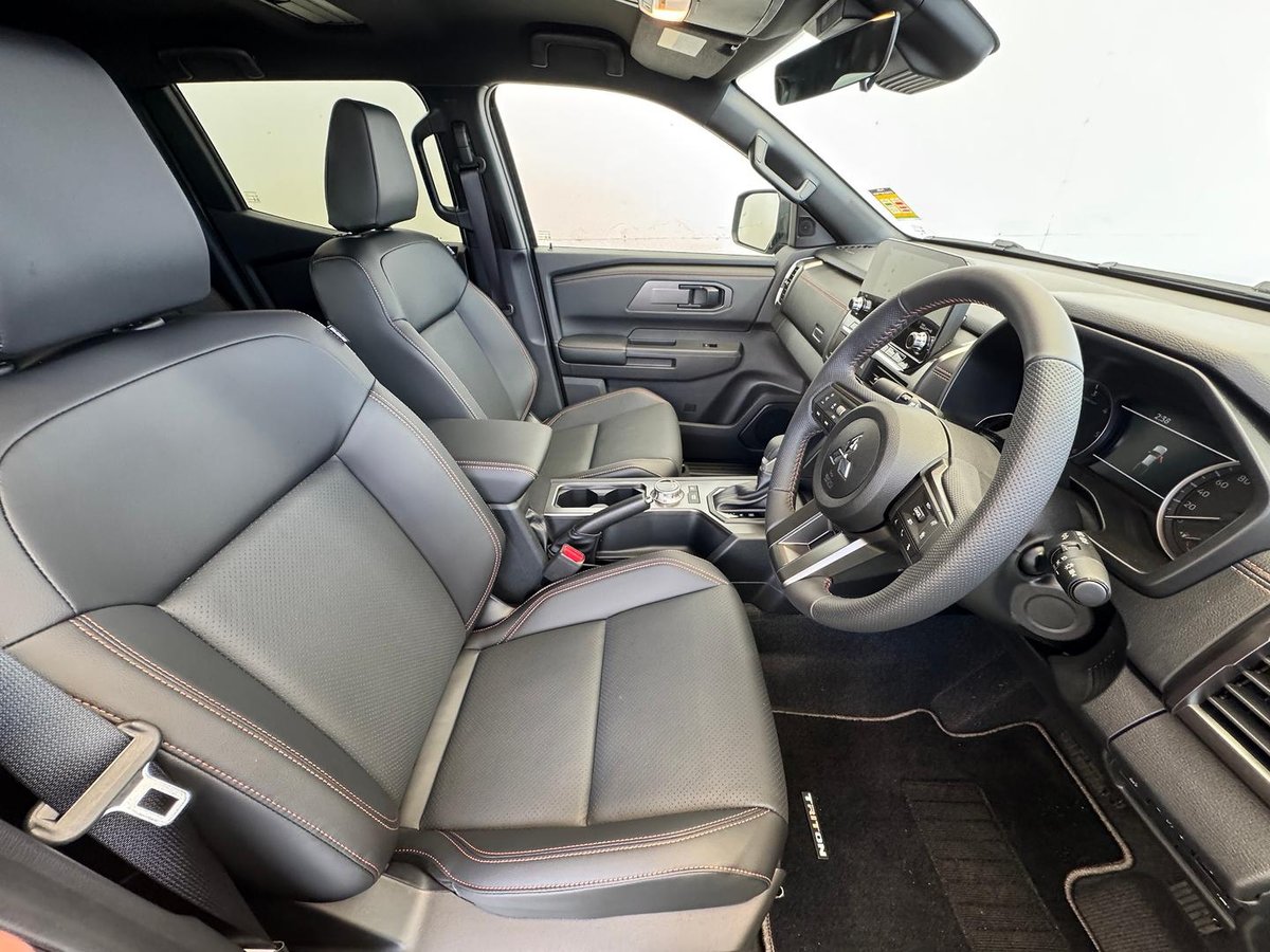 2026 Mitsubishi Triton GSR MV MY26 4X4 Dual Range image 15