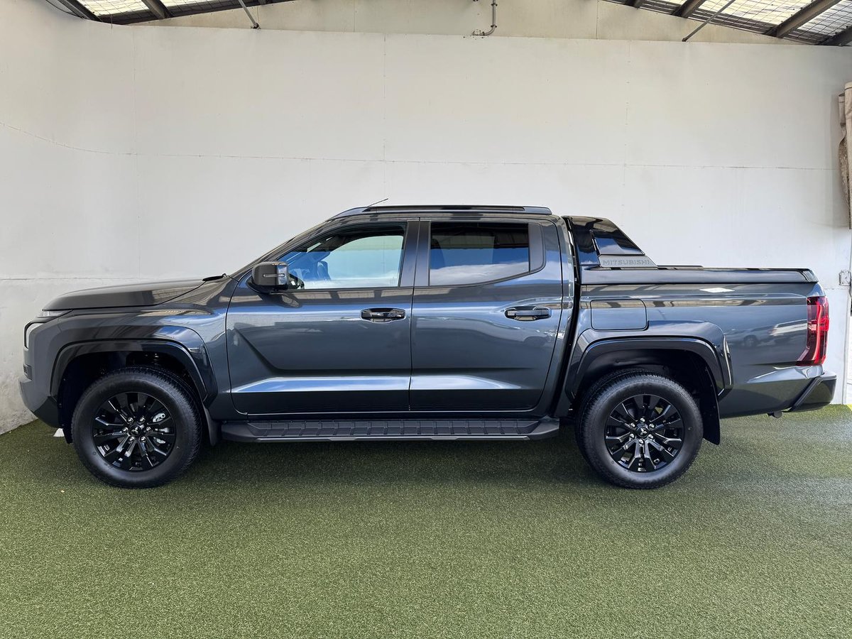 2026 Mitsubishi Triton GSR MV MY26 4X4 Dual Range image 9