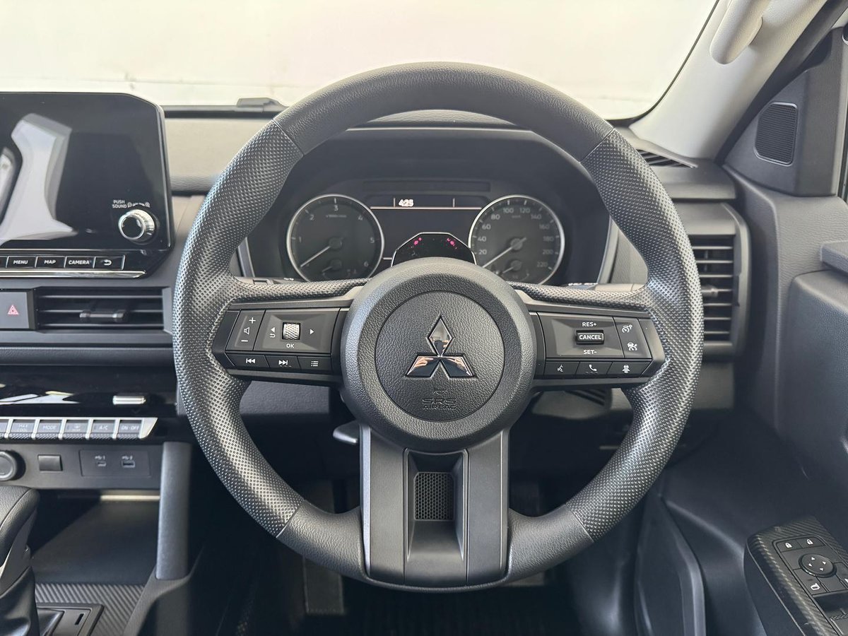 2026 Mitsubishi Triton GLX MV MY26 4X4 Dual Range image 22