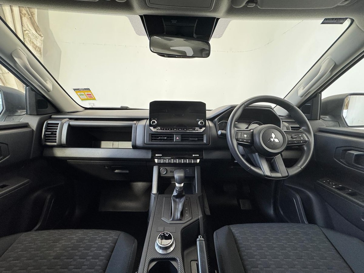 2026 Mitsubishi Triton GLX MV MY26 4X4 Dual Range image 20