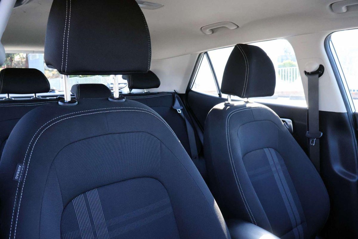2025 Hyundai Venue QX.V5 MY25 image 11