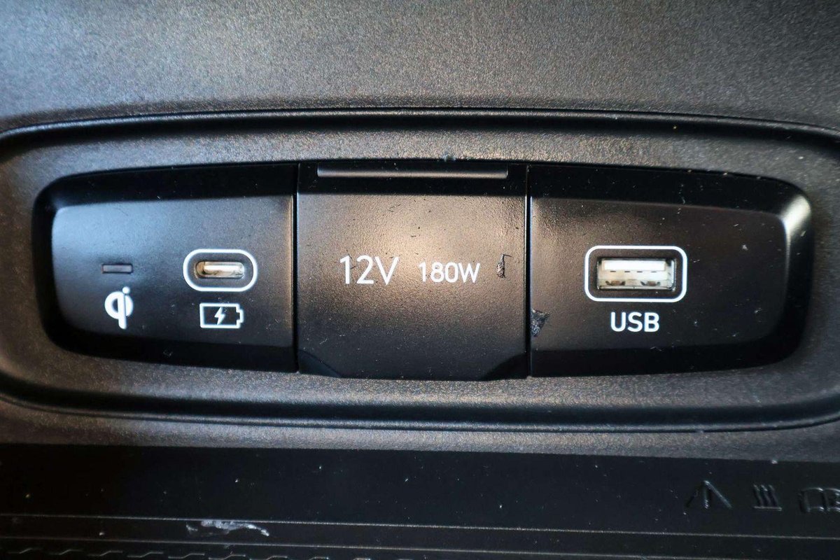 2025 Hyundai Venue QX.V5 MY25 image 15
