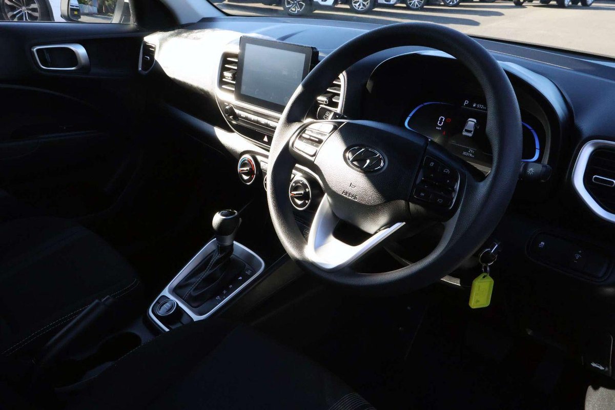 2025 Hyundai Venue QX.V5 MY25 image 10