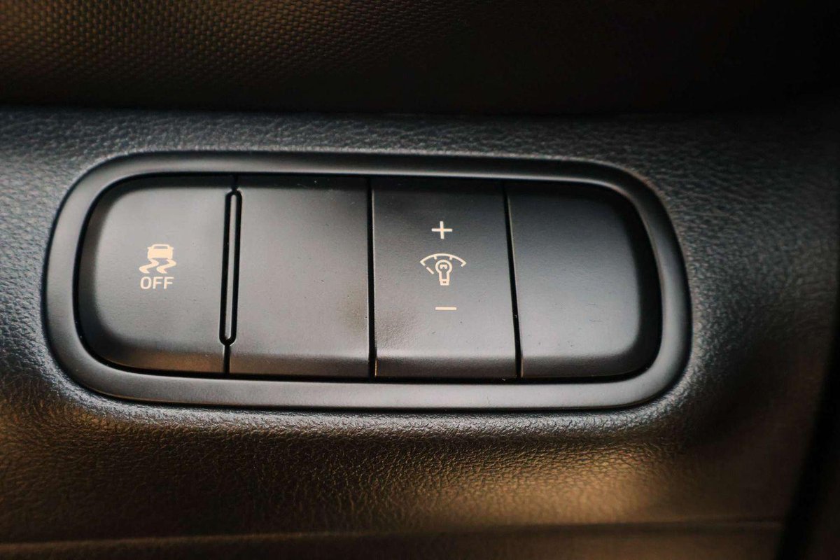2025 Hyundai Venue QX.V5 MY25 image 19