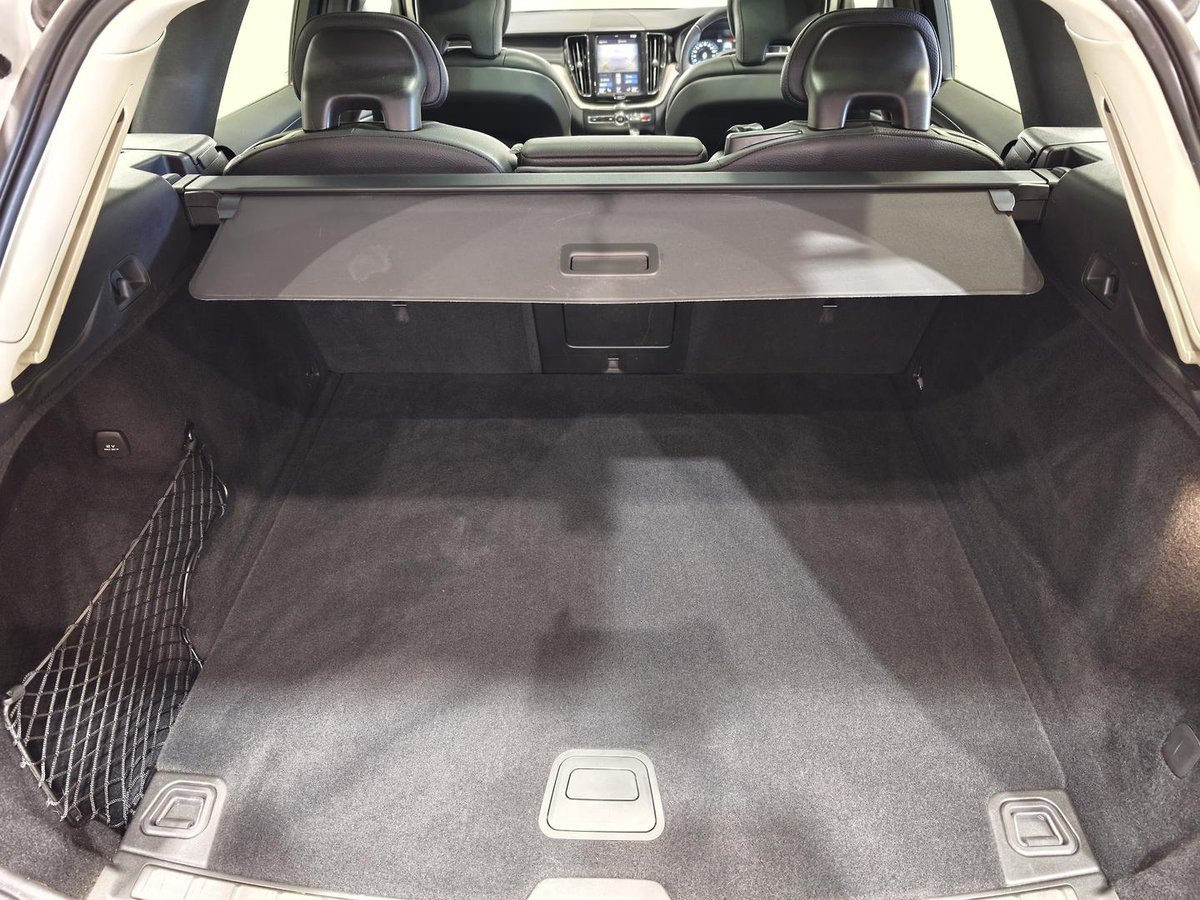 2019 Volvo XC60 T5 Inscription MY19 AWD image 21