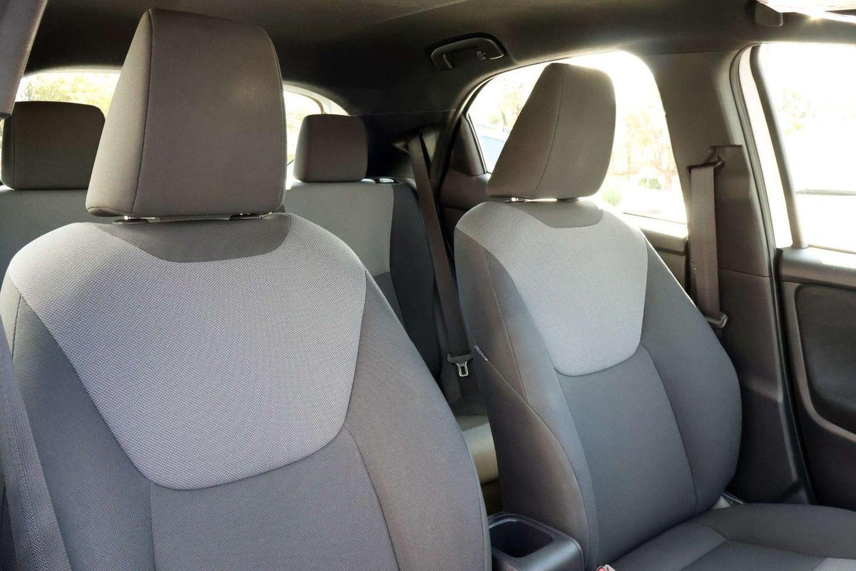 2025 Toyota Yaris Ascent Sport Hybrid MXPH10R image 11