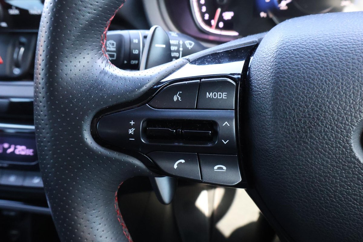 2020 Hyundai i30 N Line Premium PD.V4 MY21 image 12