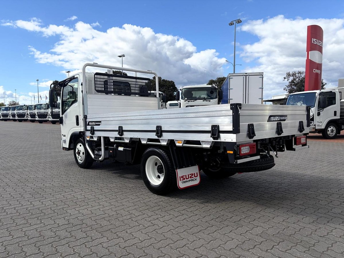 2026 Isuzu Nms 65/45-150 Mt D28 Awd Traypack D28 Awd Trayp image 8