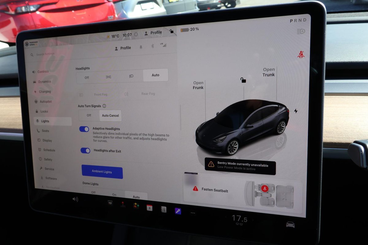 2022 Tesla Model 3 Long Range AWD image 17