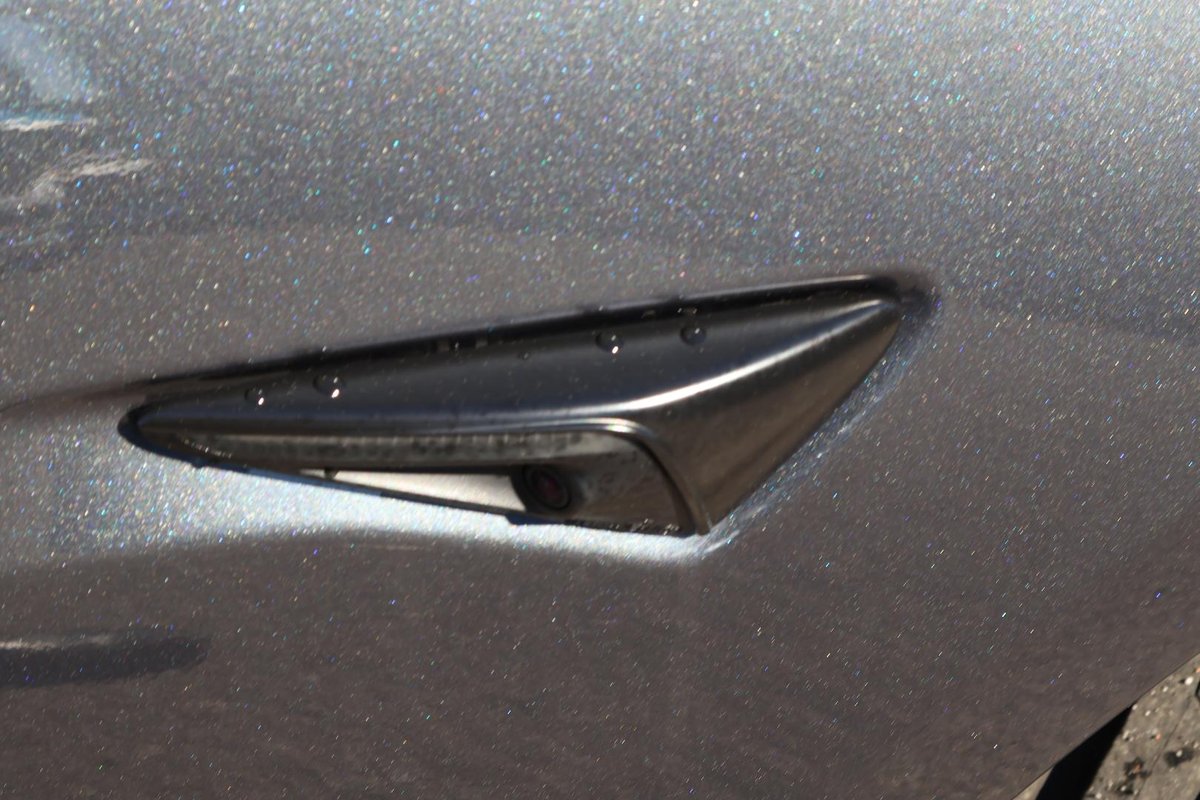 2022 Tesla Model 3 Long Range AWD image 33