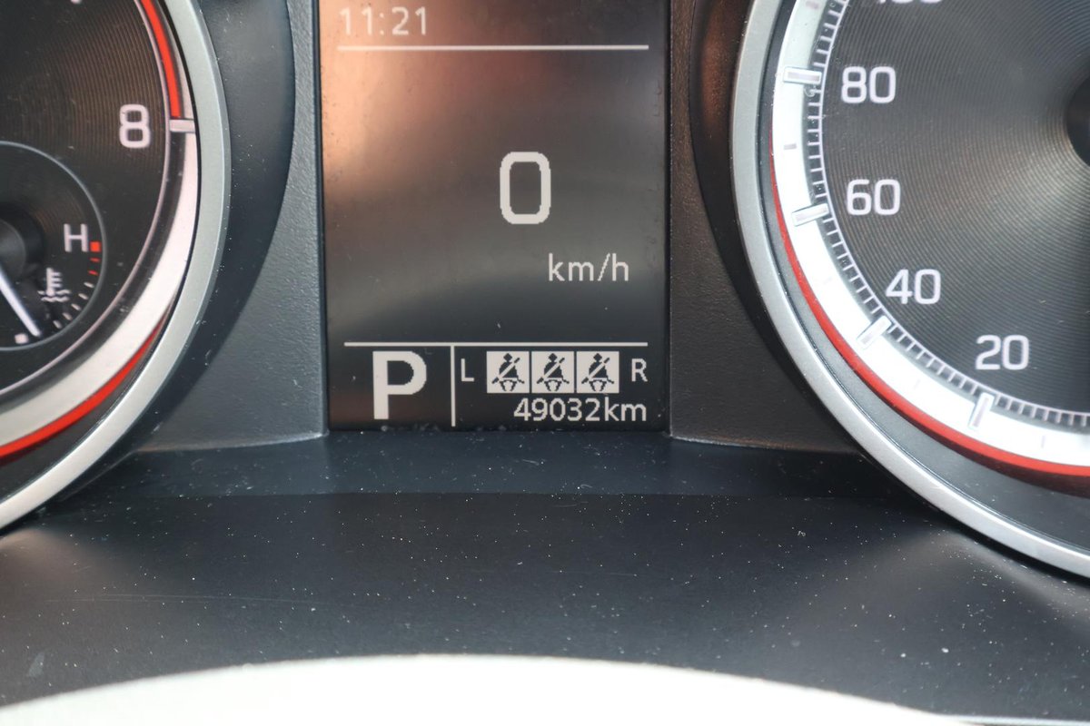 2023 Suzuki Swift GL AZ Series II image 14