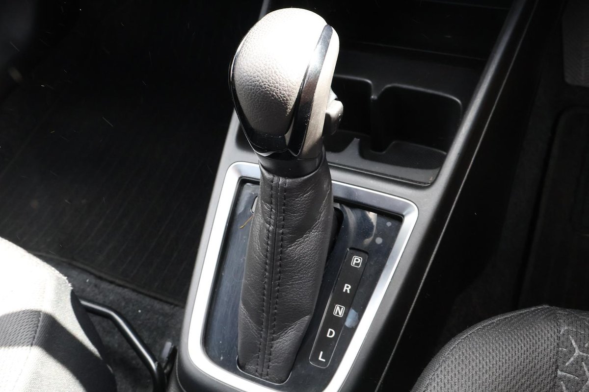 2023 Suzuki Swift GL AZ Series II image 19