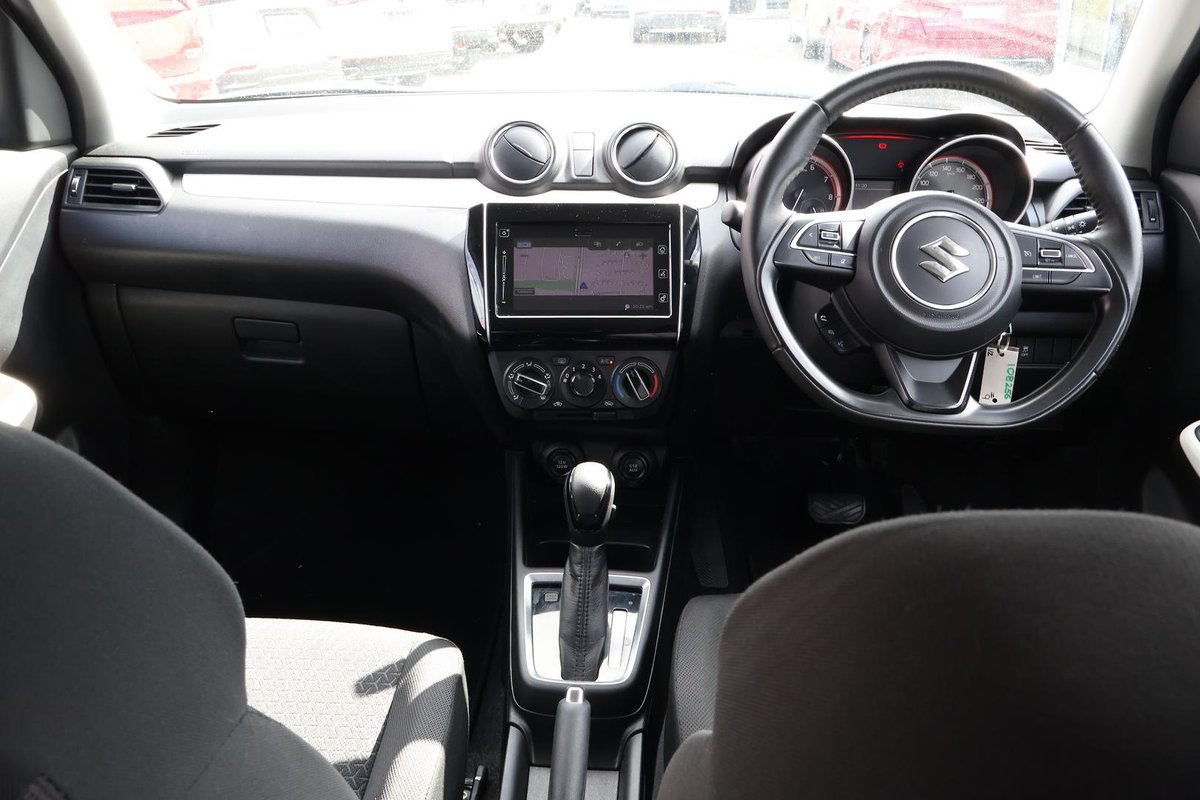2023 Suzuki Swift GL AZ Series II image 8