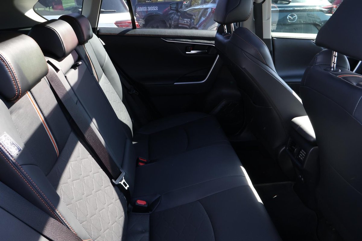 2022 Toyota RAV4 image 26