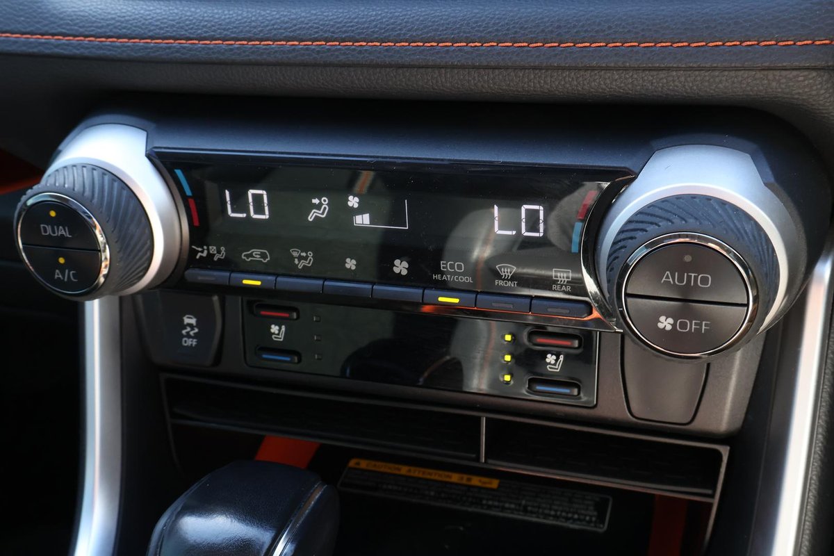 2022 Toyota RAV4 image 19