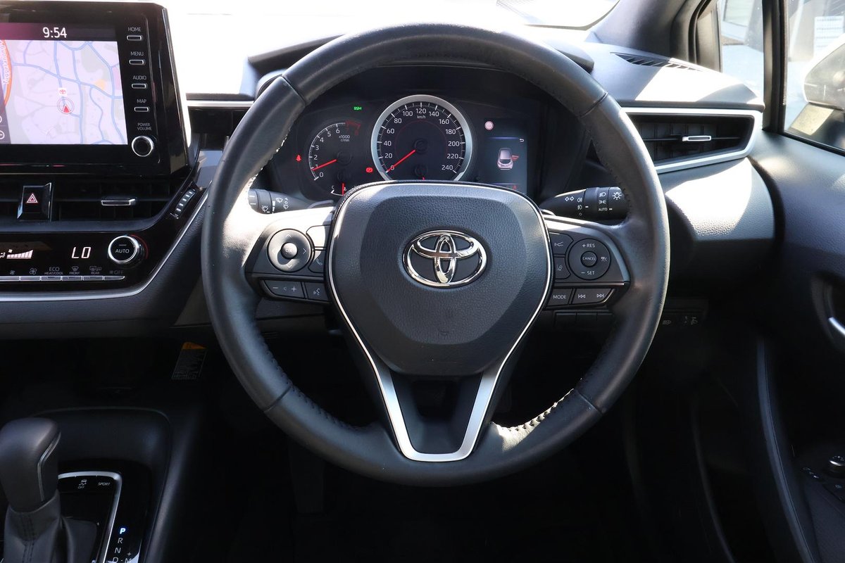 2018 Toyota Corolla SX MZEA12R image 9