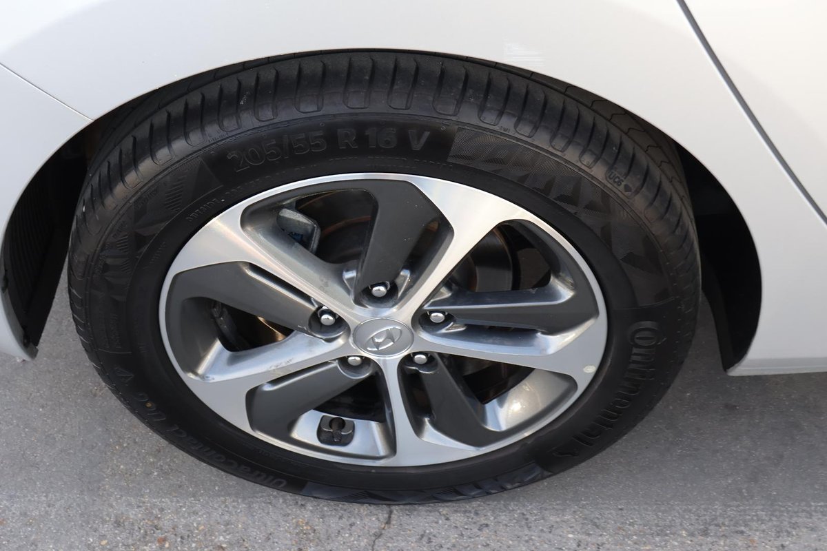 2016 Hyundai i30 Active X GD4 Series II MY17 image 26