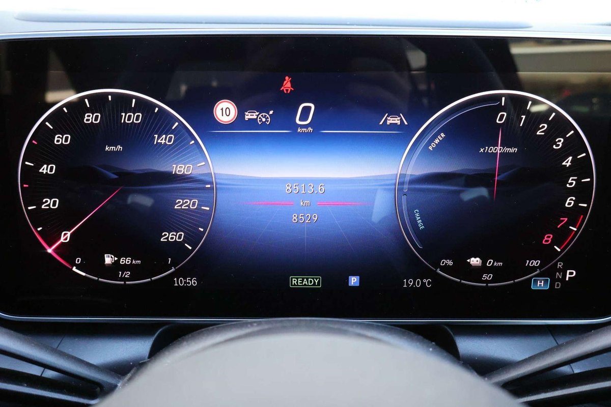 2026 Mercedes-Benz GLC-Class GLC350 e X254 Four Wheel Drive image 7