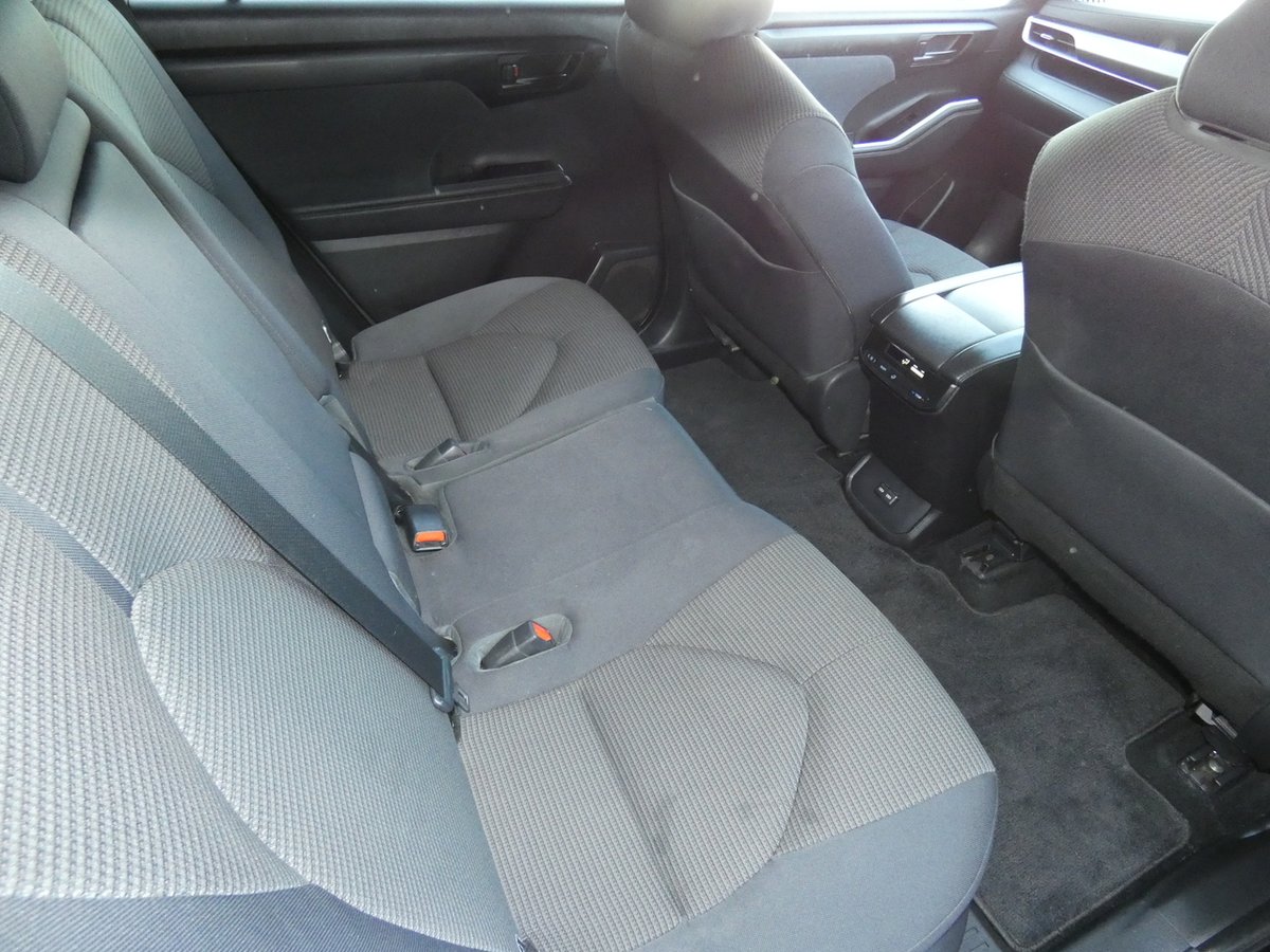 2022 Toyota Kluger GX GSU70R image 18