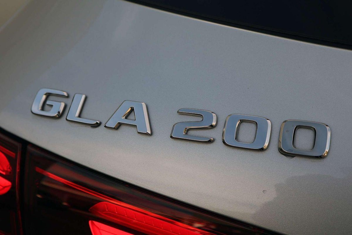 2025 Mercedes-Benz GLA-Class GLA200 H247 image 15