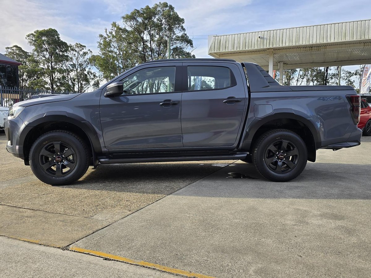 2026 Isuzu D-MAX X-TERRAIN MY25.5 4X4 Dual Range image 7