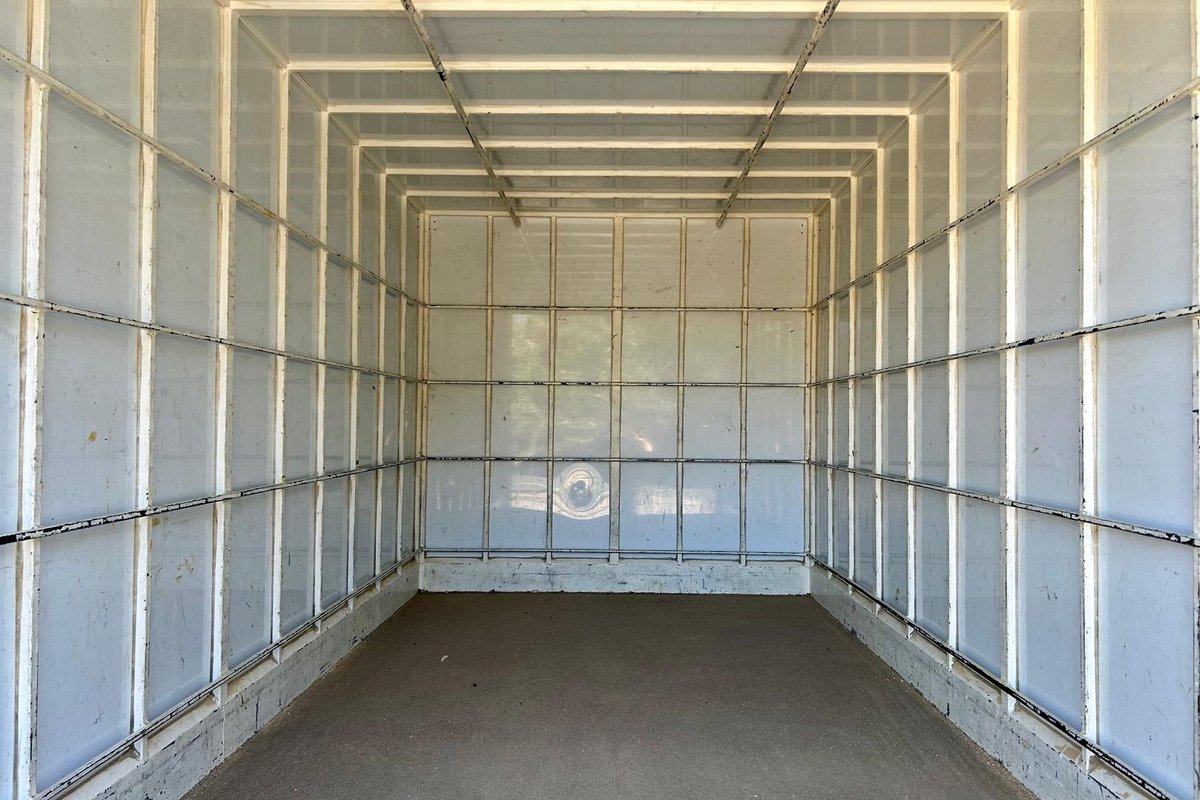 2013 Fuso Canter 515 image 15