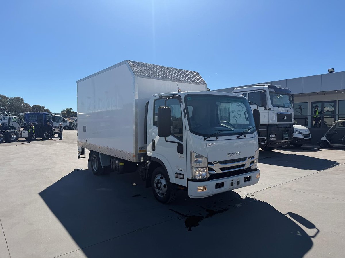 2021 Isuzu N Series NPR 45/55-155 image 13
