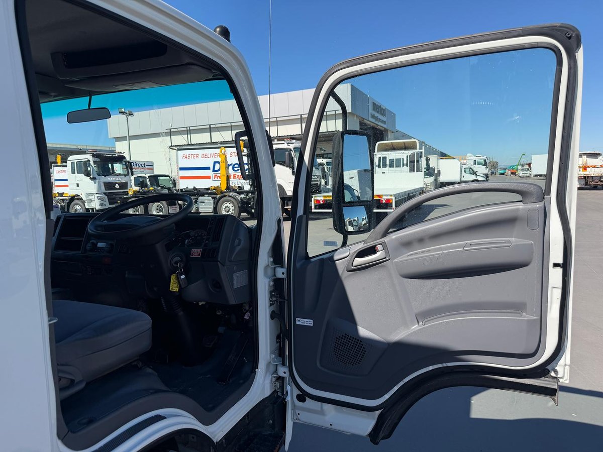 2021 Isuzu N Series NPR 45/55-155 image 21