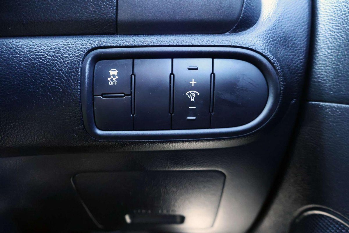 2017 Kia Cerato S YD MY17 image 19