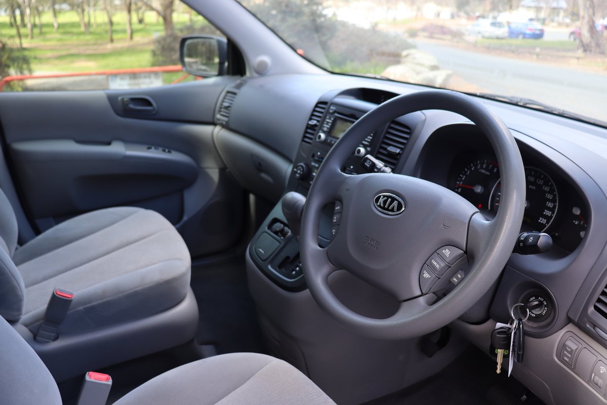2013 Kia Grand Carnival S VQ MY13 image 10