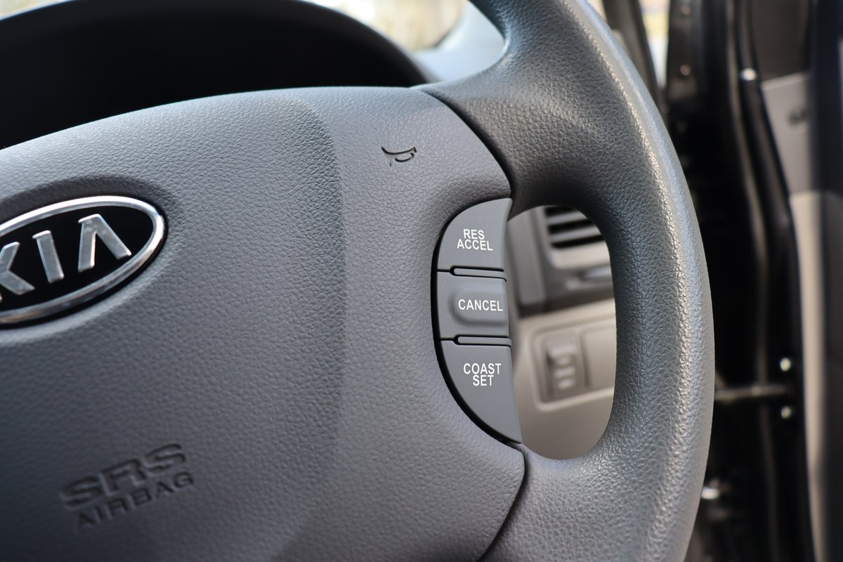 2013 Kia Grand Carnival S VQ MY13 image 14