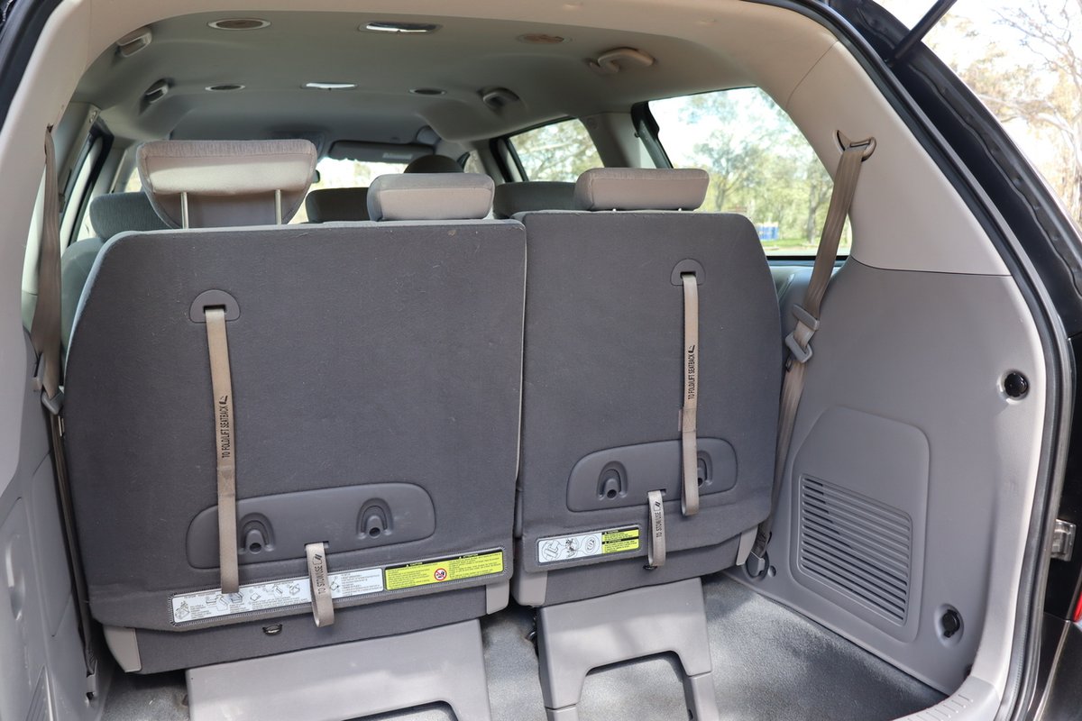 2013 Kia Grand Carnival S VQ MY13 image 19