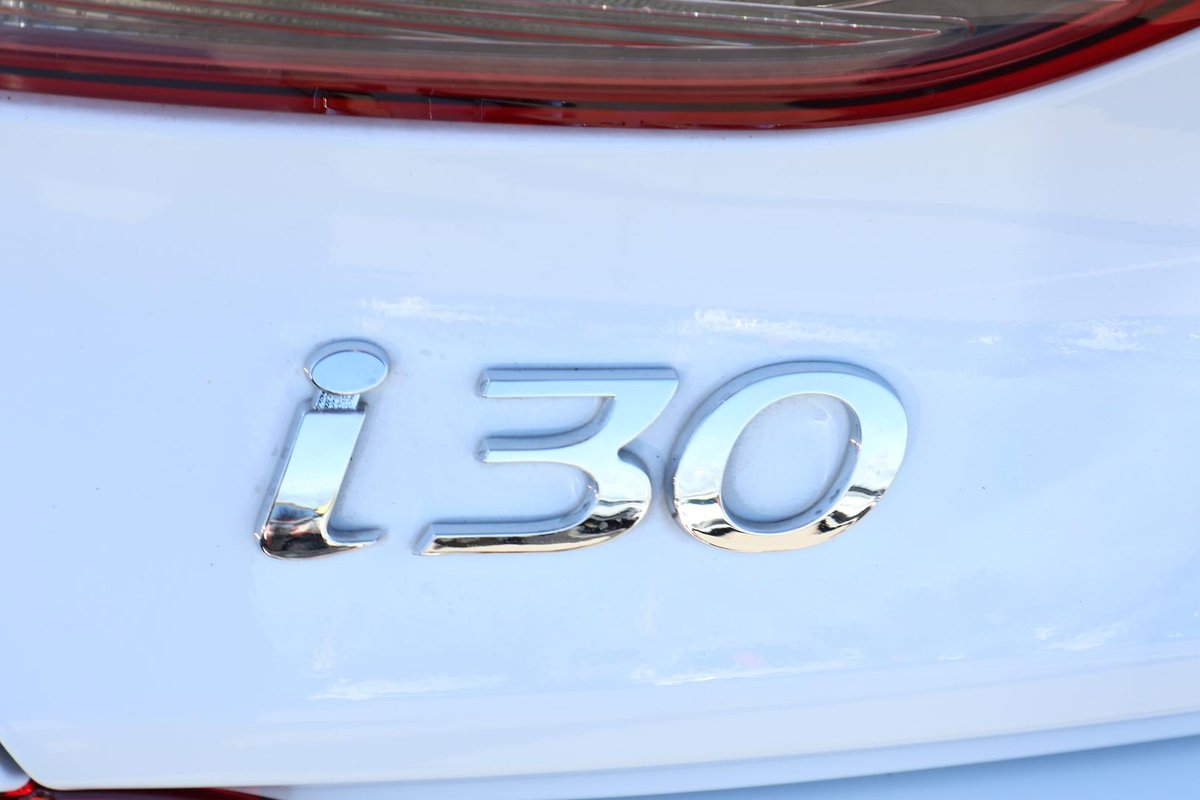 2018 Hyundai i30 SR Premium PD2 MY18 image 32