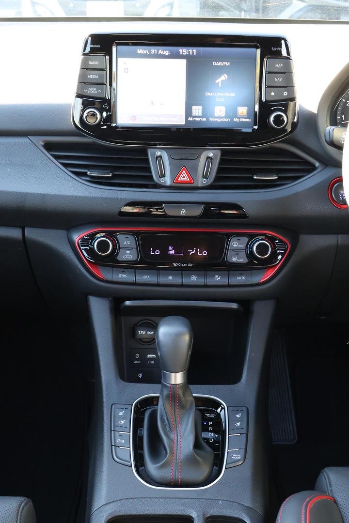 2018 Hyundai i30 SR Premium PD2 MY18 image 18
