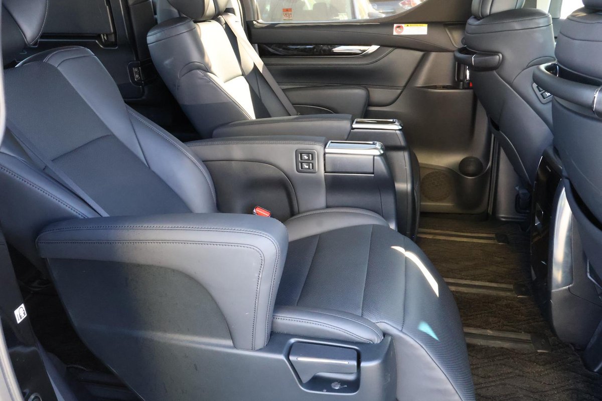 2022 Toyota Alphard S AGH30W image 23