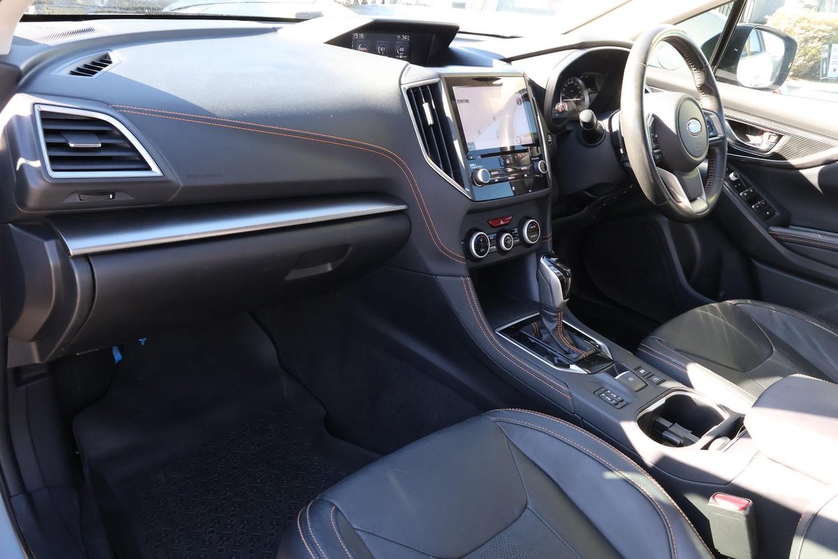 2017 Subaru XV 2.0i-S G5X MY18 AWD image 28