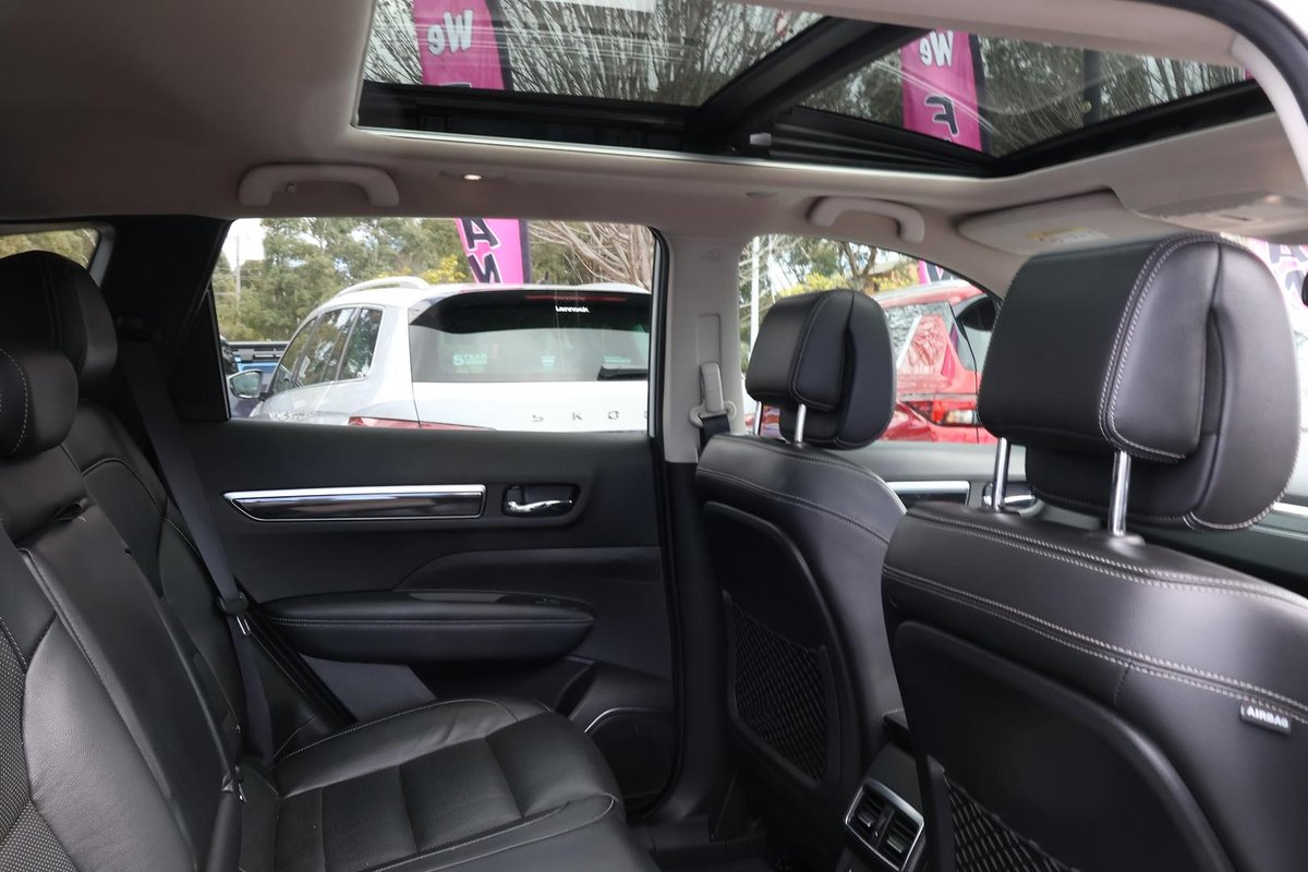2017 Renault Koleos Intens HZG Four Wheel Drive image 24