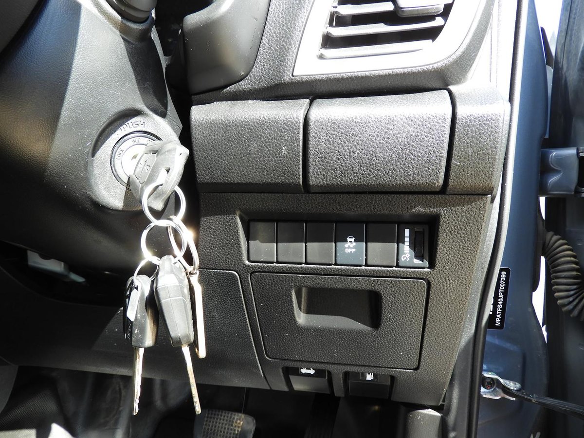 2023 Isuzu D-MAX X-RIDER MY23 4X4 Dual Range image 14
