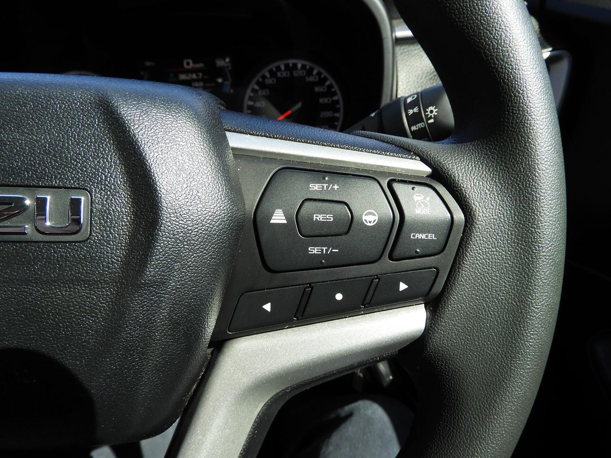 2023 Isuzu D-MAX X-RIDER MY23 4X4 Dual Range image 18