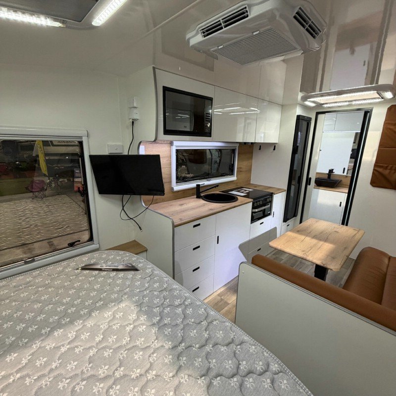 2024 SUNFINDER CARAVANS COASTLINE 19'6 image 12