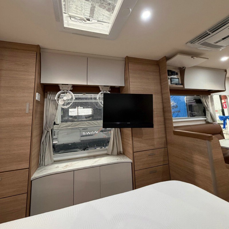 2025 JAYCO SILVERLINE 21.65-4.OB.SL-MY25 image 16