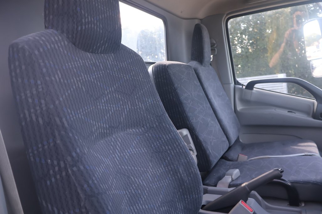 2018 HINO DUTRO 616 image 24