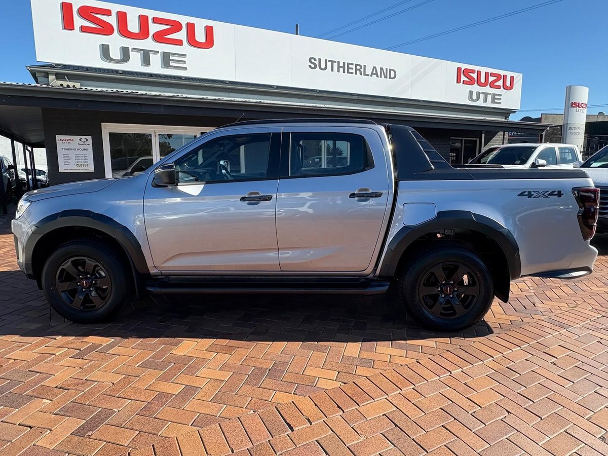 2026 Isuzu D-MAX X-TERRAIN MY25.5 4X4 Dual Range image 8