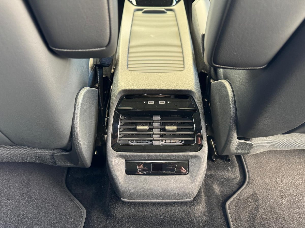 2026 Volkswagen ID.4 Pro E2 MY26 image 11