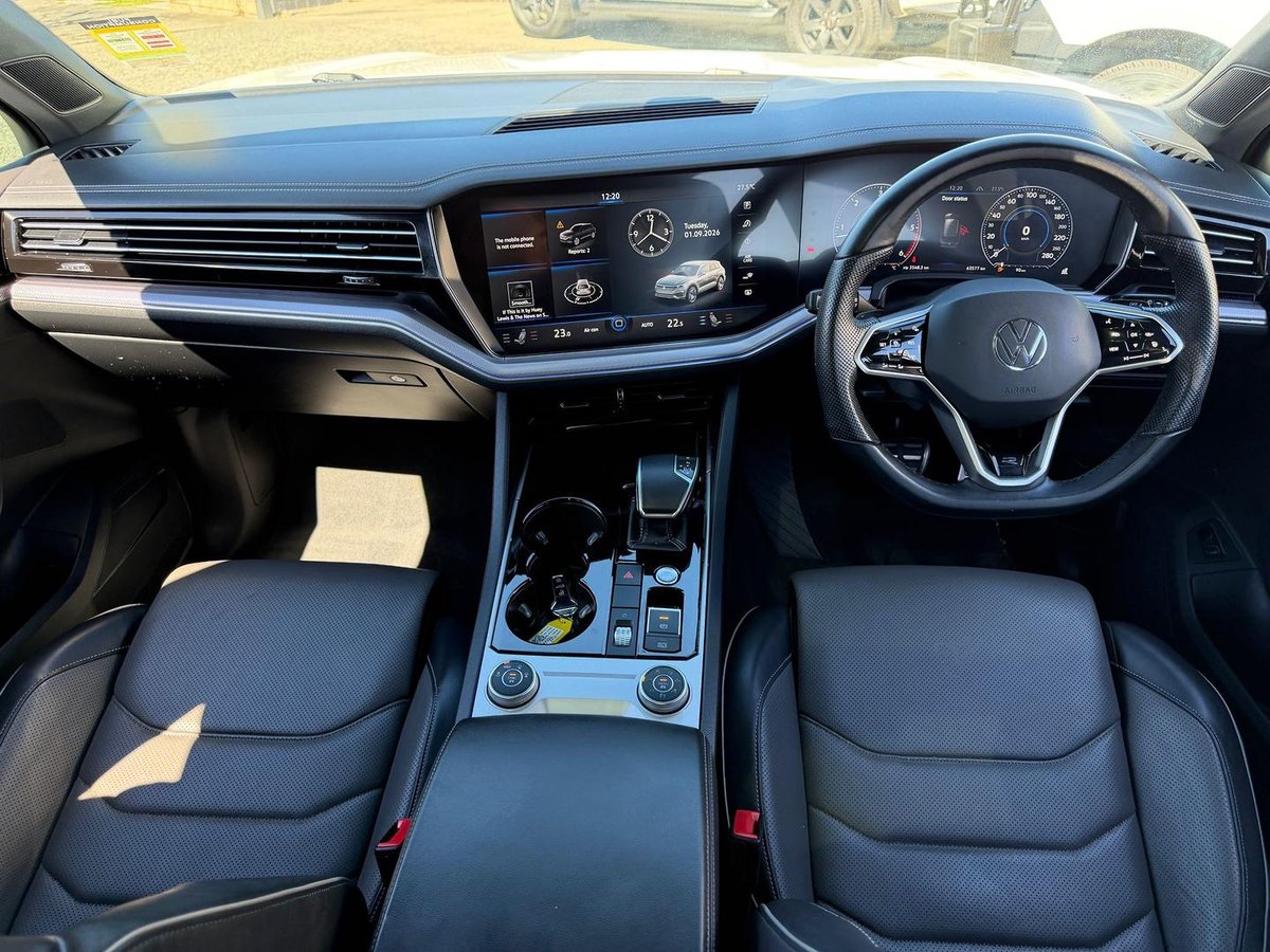 2022 Volkswagen Touareg 210TDI R-Line CR MY23 Four Wheel Drive image 34