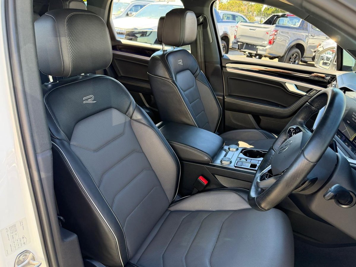 2022 Volkswagen Touareg 210TDI R-Line CR MY23 Four Wheel Drive image 13