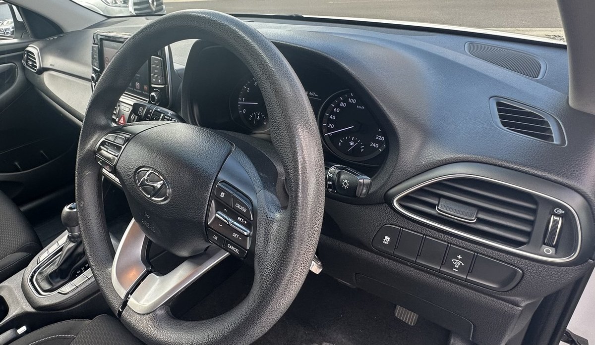 2017 Hyundai i30 Active PD MY18 image 14